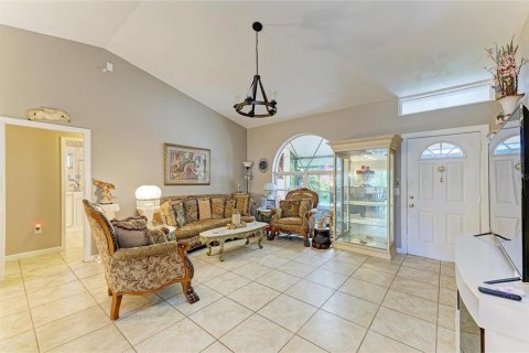 House in Venice, Florida 3 bedrooms, 115.38 sq.m. № 1913659 - photo 6