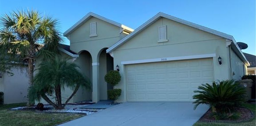 Villa ou maison à Kissimmee, Floride 4 chambres, 165.74 m2 № 1553591