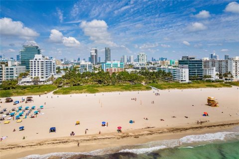 Condominio en venta en Miami Beach, Florida, 1 dormitorio, 67.17 m2 № 1868776 - foto 28
