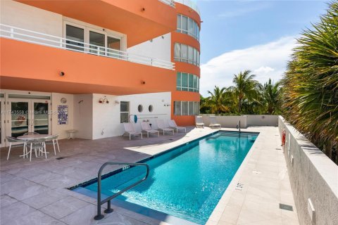 Condominio en venta en Miami Beach, Florida, 1 dormitorio, 67.17 m2 № 1868776 - foto 24