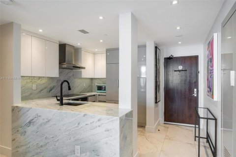 Condominio en venta en Miami Beach, Florida, 1 dormitorio, 67.17 m2 № 1868776 - foto 15