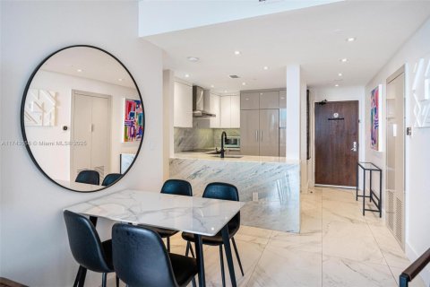 Condominio en venta en Miami Beach, Florida, 1 dormitorio, 67.17 m2 № 1868776 - foto 22