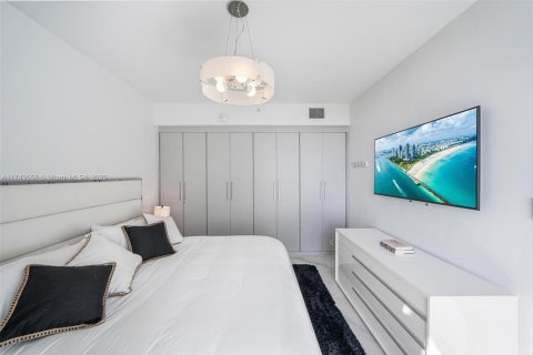 Condominio en venta en Miami Beach, Florida, 1 dormitorio, 67.17 m2 № 1868776 - foto 9