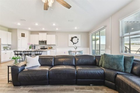 House in Parrish, Florida 4 bedrooms, 255.76 sq.m. № 1583144 - photo 26