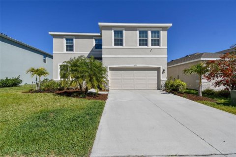 House in Parrish, Florida 4 bedrooms, 255.76 sq.m. № 1583144 - photo 1