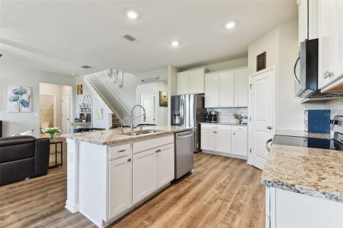 House in Parrish, Florida 4 bedrooms, 255.76 sq.m. № 1583144 - photo 17