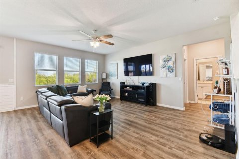 House in Parrish, Florida 4 bedrooms, 255.76 sq.m. № 1583144 - photo 25