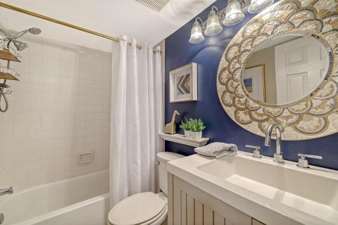 Купить кондоминиум в Венеция, Флорида 6 комнат, 93.83м2, № 2387538 - фото 27