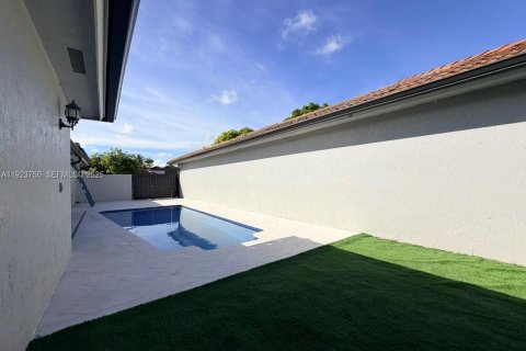 Villa ou maison à louer à Miami, Floride: 4 chambres, 177.44 m2 № 1982302 - photo 21