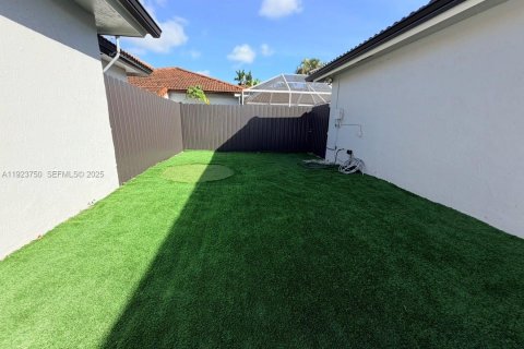 Villa ou maison à louer à Miami, Floride: 4 chambres, 177.44 m2 № 1982302 - photo 20