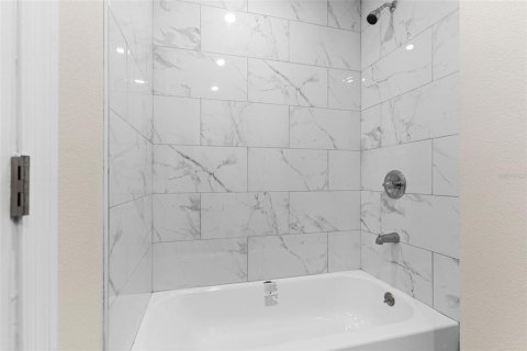 Casa en venta en Orlando, Florida, 3 dormitorios, 105.82 m2 № 1911148 - foto 17