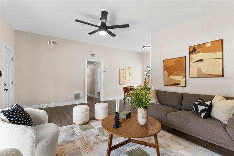 Casa en venta en Orlando, Florida, 3 dormitorios, 105.82 m2 № 1911148 - foto 11