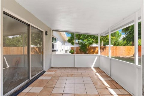 Casa en venta en Orlando, Florida, 3 dormitorios, 105.82 m2 № 1911148 - foto 21