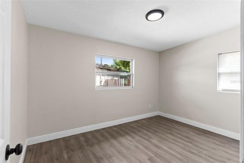 Casa en venta en Orlando, Florida, 3 dormitorios, 105.82 m2 № 1911148 - foto 15