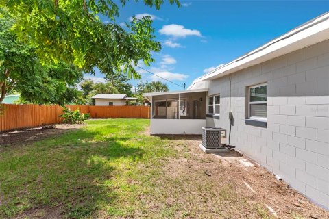Casa en venta en Orlando, Florida, 3 dormitorios, 105.82 m2 № 1911148 - foto 23