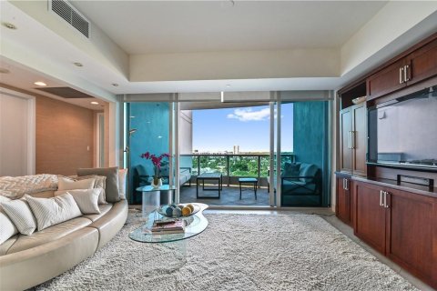 Condo in Lauderdale-by-the-Sea, Florida, 3 bedrooms № 2158188 - photo 7
