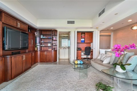 Condo in Lauderdale-by-the-Sea, Florida, 3 bedrooms № 2158188 - photo 6