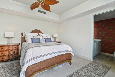 Condo in Lauderdale-by-the-Sea, Florida, 3 bedrooms № 2158188 - photo 13