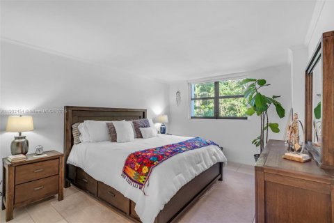 Copropriété à vendre à Key Biscayne, Floride: 2 chambres, 134.71 m2 № 1955286 - photo 13