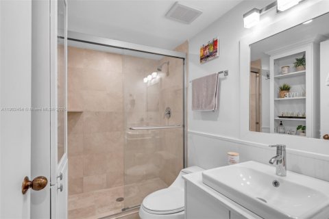 Copropriété à vendre à Key Biscayne, Floride: 2 chambres, 134.71 m2 № 1955286 - photo 19