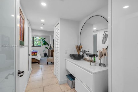 Copropriété à vendre à Key Biscayne, Floride: 2 chambres, 134.71 m2 № 1955286 - photo 16