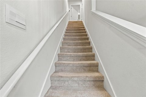 Villa ou maison à vendre à New Smyrna Beach, Floride: 3 chambres, 155.33 m2 № 2360498 - photo 23