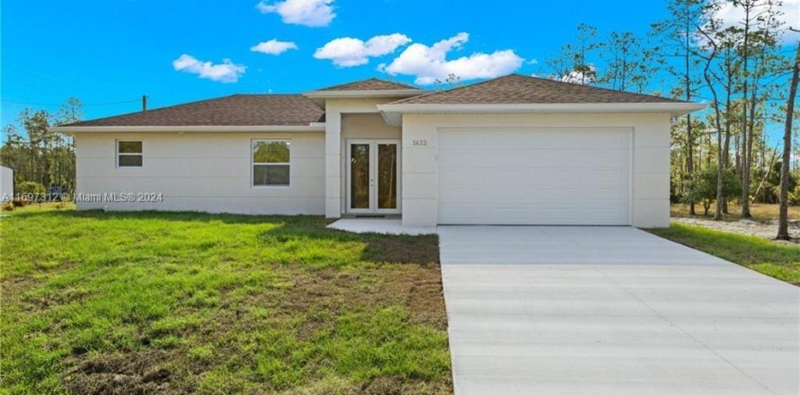 House in Lehigh Acres, Florida 3 bedrooms № 1874641