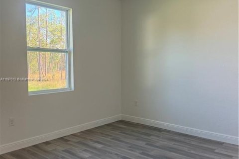 House in Lehigh Acres, Florida 3 bedrooms № 1874641 - photo 20