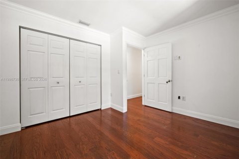 Touwnhouse à vendre à Miami, Floride: 3 chambres, 113.34 m2 № 2059187 - photo 20