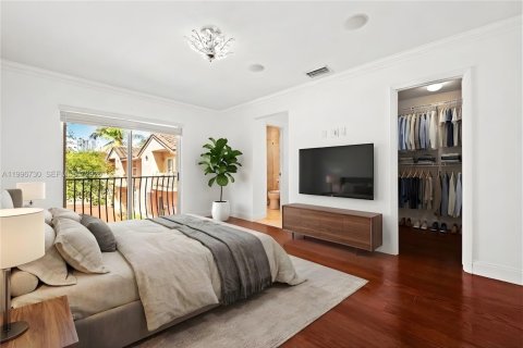 Touwnhouse à vendre à Miami, Floride: 3 chambres, 113.34 m2 № 2059187 - photo 12
