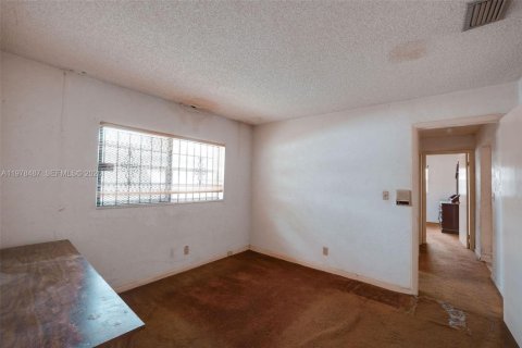 Casa en venta en West Park, Florida, 3 dormitorios, 161.28 m2 № 2043924 - foto 5