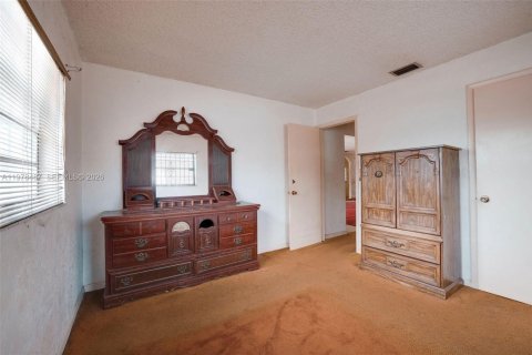 Casa en venta en West Park, Florida, 3 dormitorios, 161.28 m2 № 2043924 - foto 8