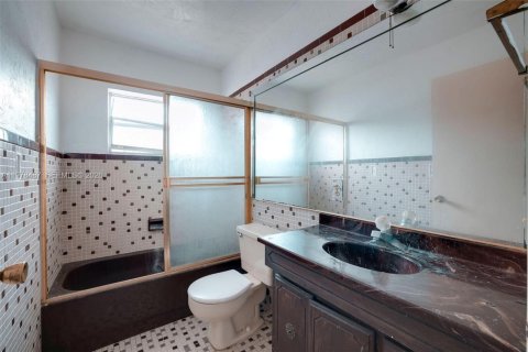 Casa en venta en West Park, Florida, 3 dormitorios, 161.28 m2 № 2043924 - foto 6