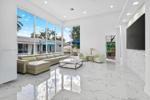 Villa ou maison à vendre à Boca Raton, Floride: 6 chambres, 382.29 m2 № 2263565 - photo 14