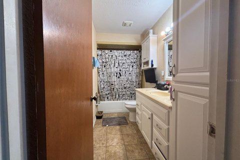 Casa en venta en Auburndale, Florida, 4 dormitorios, 167.6 m2 № 2199404 - foto 19