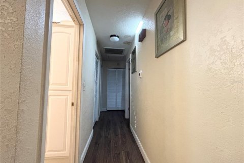 Casa en venta en Auburndale, Florida, 4 dormitorios, 167.6 m2 № 2199404 - foto 15