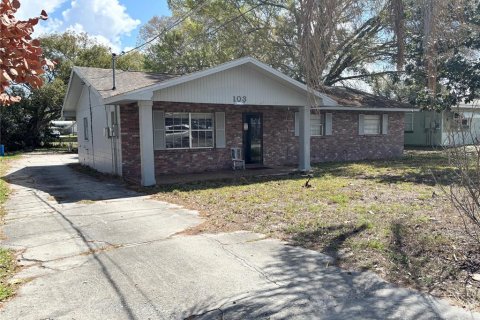 Casa en Auburndale, Florida 4 dormitorios, 167.6 m2 № 2199404