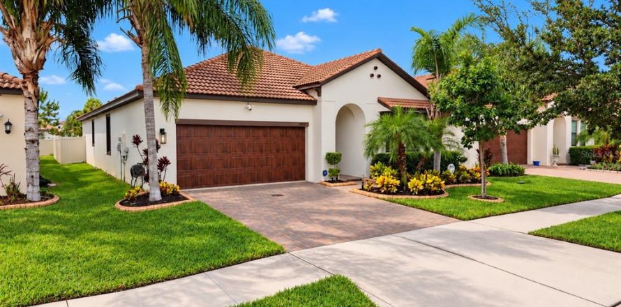 Villa ou maison à Wimauma, Floride 2 chambres, 182 m2 № 2408032