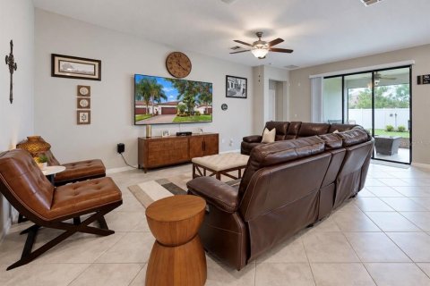 Villa ou maison à vendre à Wimauma, Floride: 2 chambres, 182 m2 № 2408032 - photo 3