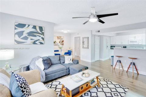 Copropriété à vendre à Miami, Floride: 1 chambre, 74.69 m2 № 1941194 - photo 9