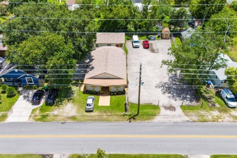 House in Winter Garden, Florida 4 bedrooms, 238.85 sq.m. № 1885675 - photo 23