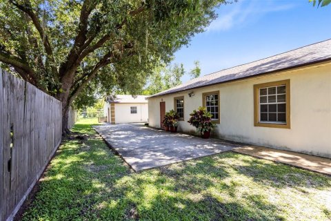 House in Winter Garden, Florida 4 bedrooms, 238.85 sq.m. № 1885675 - photo 17