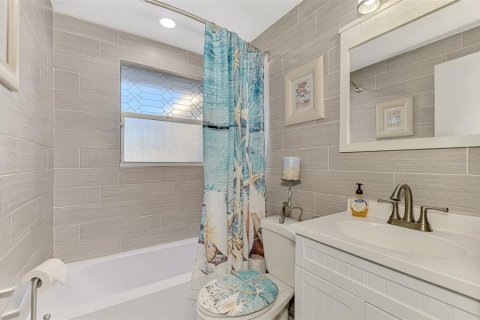 Casa en venta en Englewood, Florida, 2 dormitorios, 115.76 m2 № 1563045 - foto 28