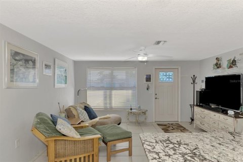 Casa en venta en Englewood, Florida, 2 dormitorios, 115.76 m2 № 1563045 - foto 12