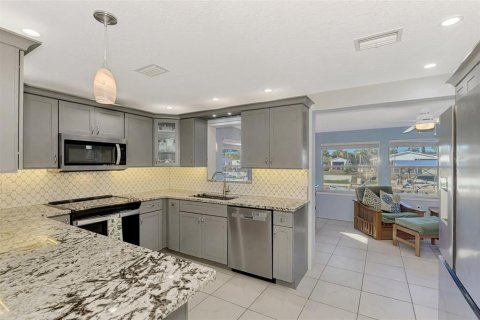 Casa en venta en Englewood, Florida, 2 dormitorios, 115.76 m2 № 1563045 - foto 13