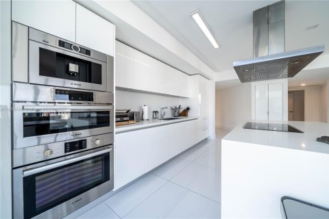 Copropriété à louer à Sunny Isles Beach, Floride: 3 chambres, 175.77 m2 № 1888192 - photo 9