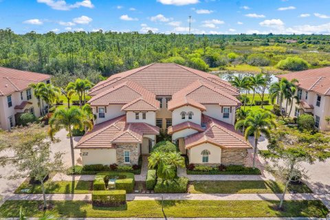 Condominio en venta en West Palm Beach, Florida, 3 dormitorios, 262.91 m2 № 2088208 - foto 2
