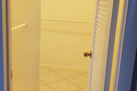 Copropriété à louer à Delray Beach, Floride: 2 chambres, 83.8 m2 № 932672 - photo 1