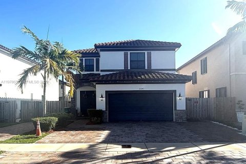 Дом в Хомстед, Флорида 3 спальни, 200.67м2 № 2051957