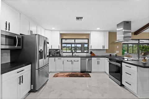 Casa en venta en Eustis, Florida, 4 dormitorios, 442.49 m2 № 1839948 - foto 15